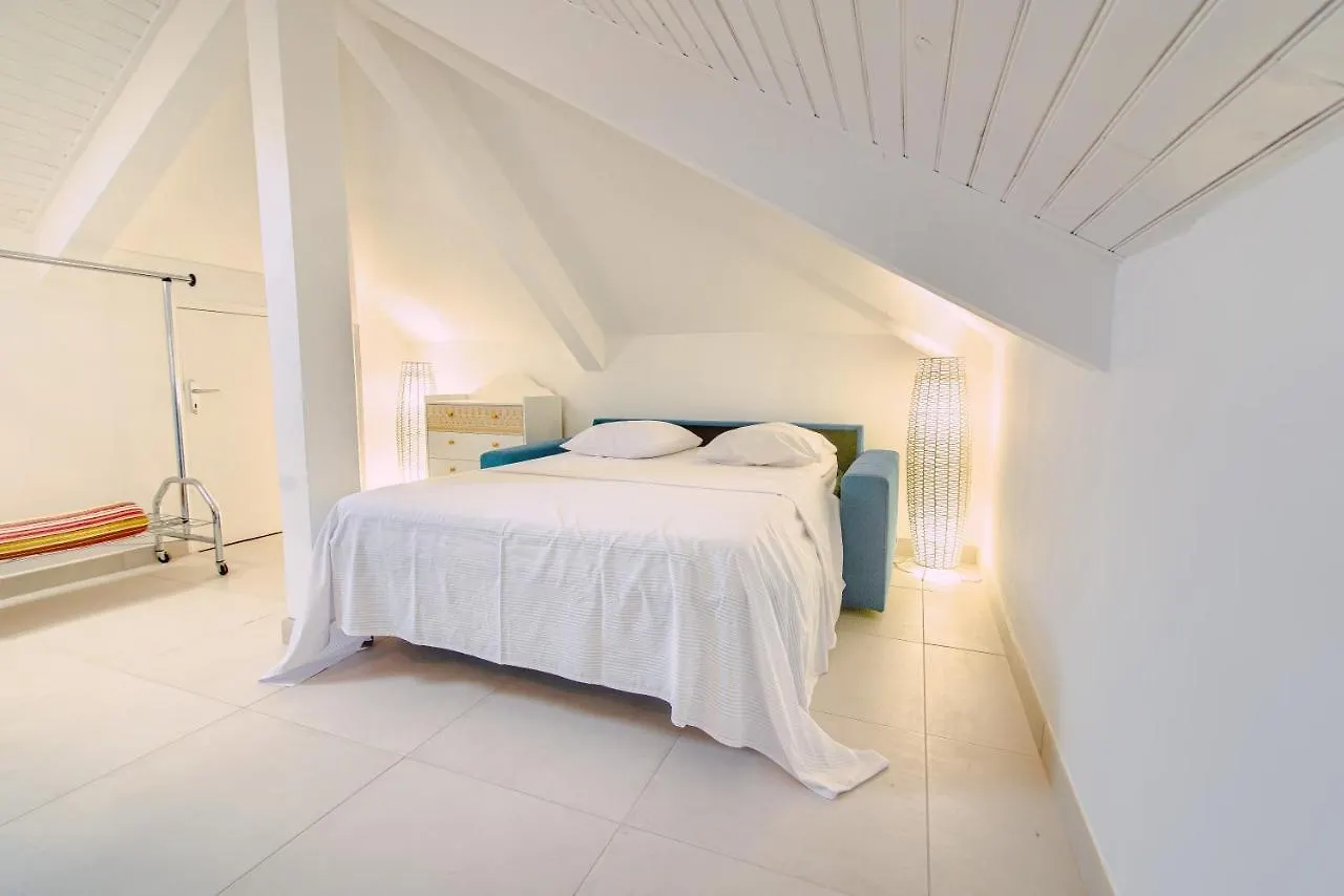 Duplex Luxury Avec Piscine A Debordement Et Vue Panoramique - Bed And Coffee Luxury Apartment Le Diamant